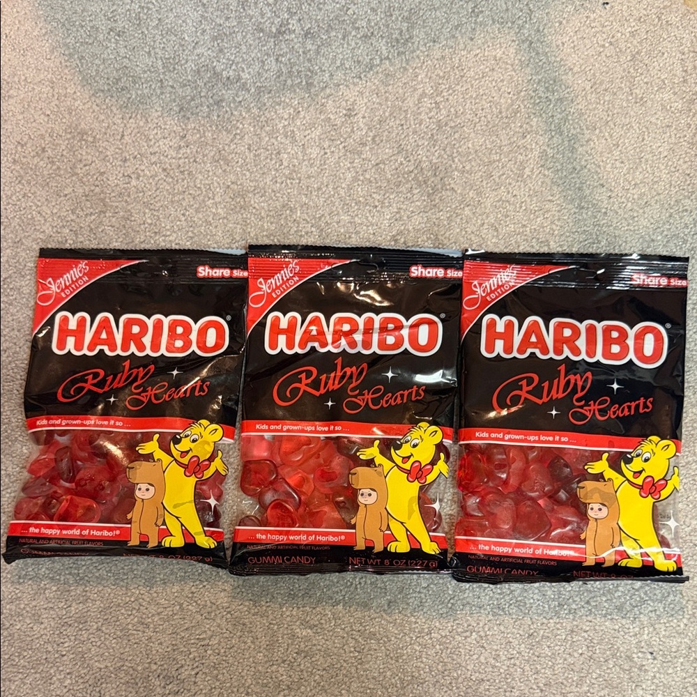 Haribo Ruby Hearts Blackpink Jennie’s edition collectibles (3 pack)